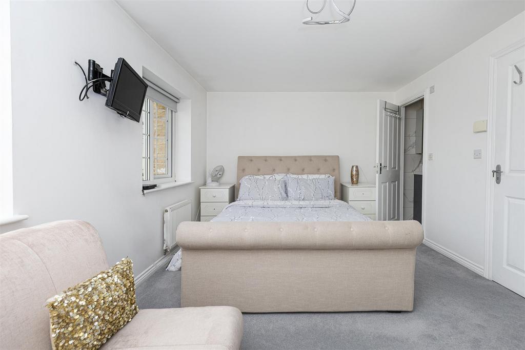 Bramleys Estate Agents - Annie Smith Way - Birkby