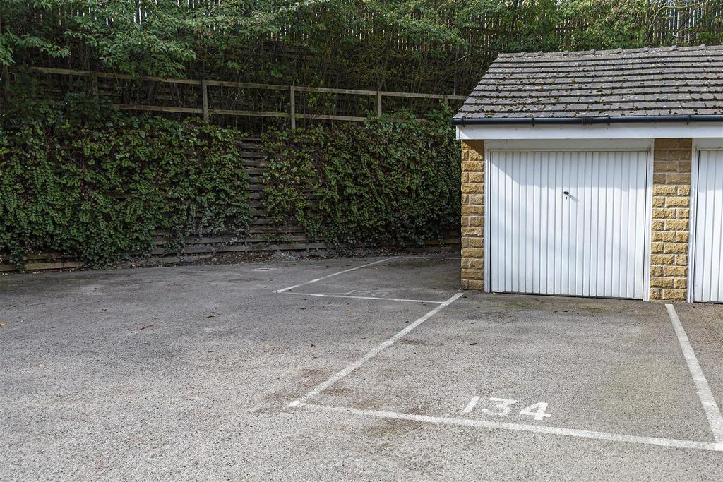 Bramleys Estate Agents - Annie Smith Way - Birkby