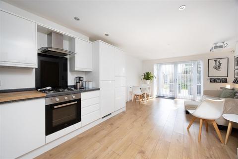2 bedroom semi-detached house for sale, Ayrton Close, Trowbridge