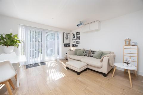 2 bedroom semi-detached house for sale, Ayrton Close, Trowbridge