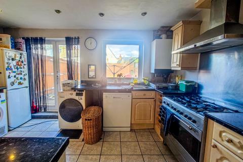 2 bedroom terraced house for sale, Melling Street, Plumstead Common, SE18