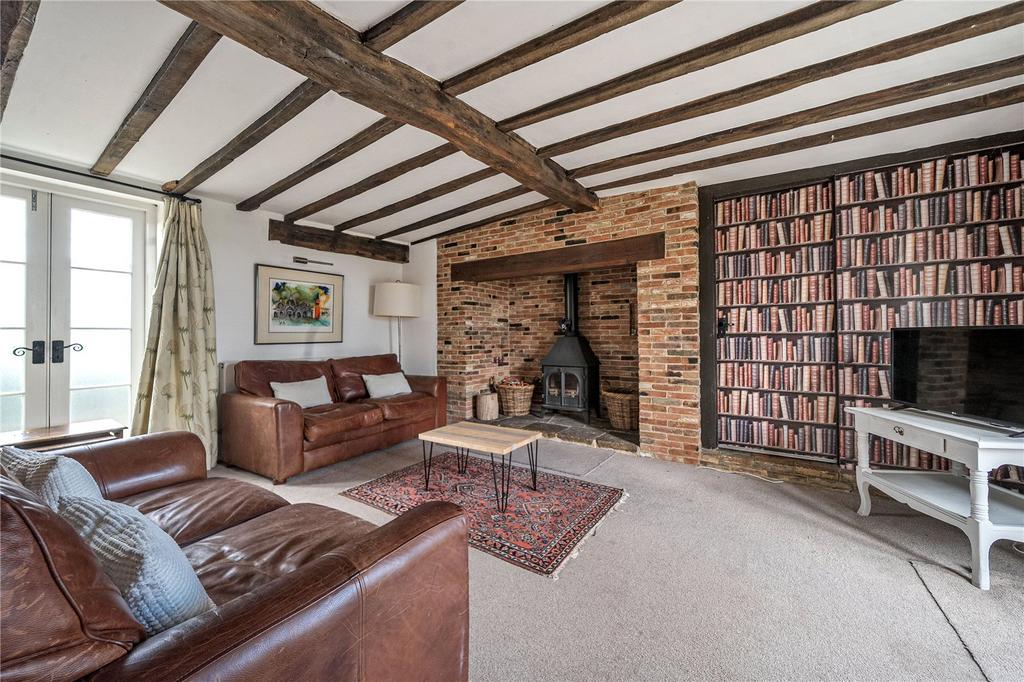 Cottage Sitting Rm