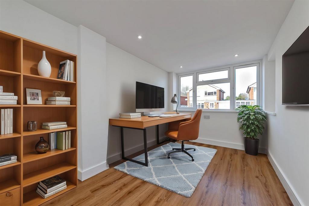 4 Hornbeams-33 - Home Office - Standard - 14.jpg