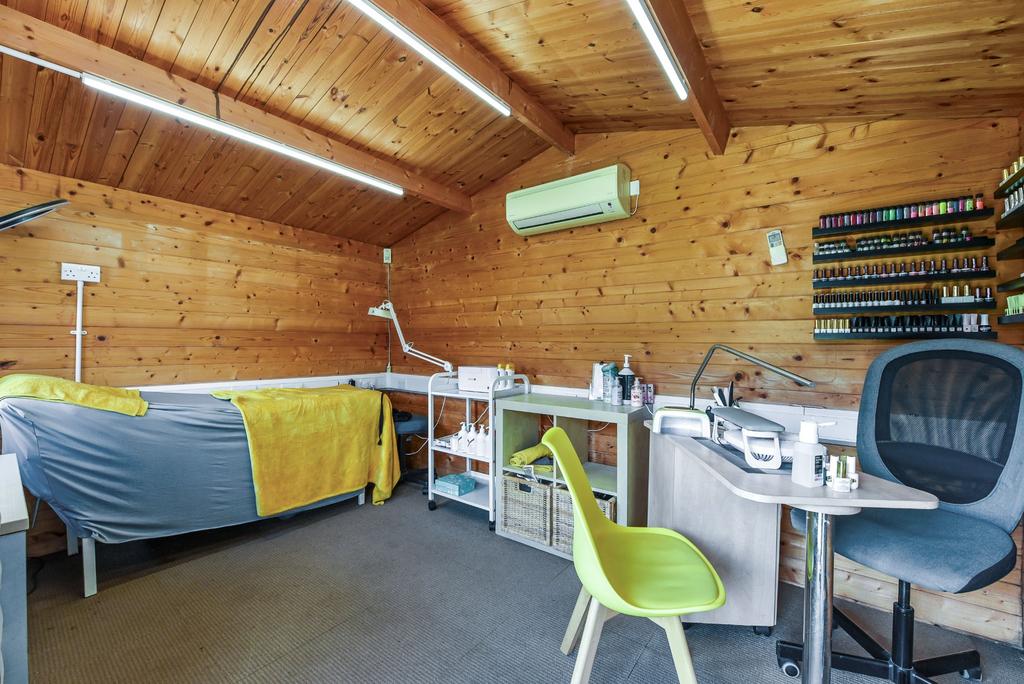 Office/summer house