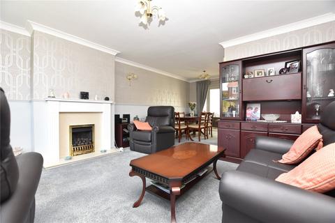 3 bedroom semi-detached house for sale, Granny Avenue, Churwell, Morley, Leeds