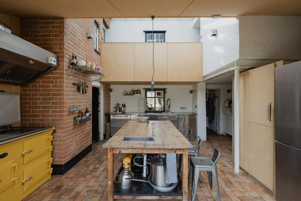 271721 - 1-2 Church Terrace, Halesworth-28.jpg