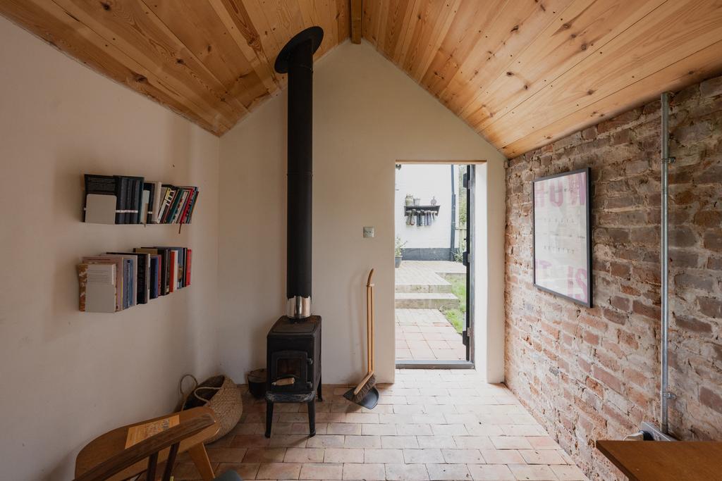 271749 - 1-2 Church Terrace, Halesworth-56.jpg