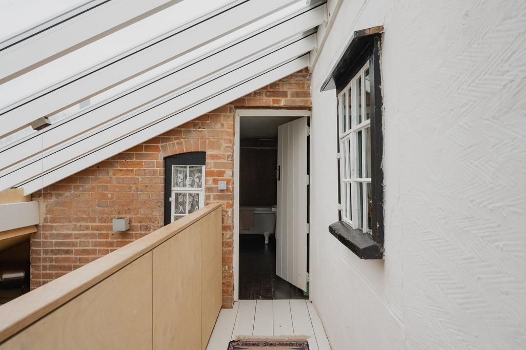 271752 - 1-2 Church Terrace, Halesworth-59.jpg