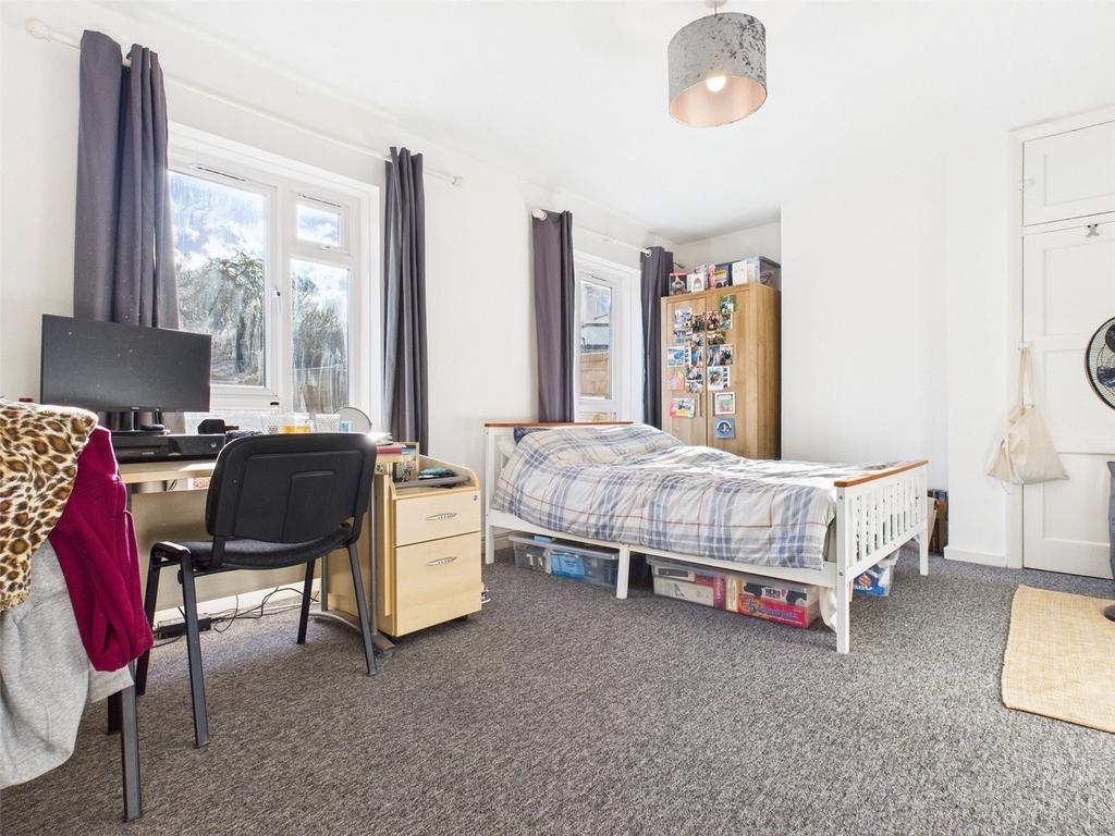 Bedroom-Flat-To-Rent