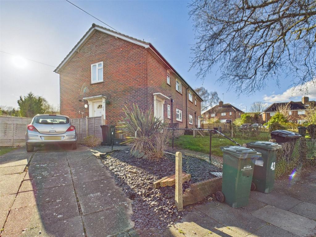 Garden / Driveway