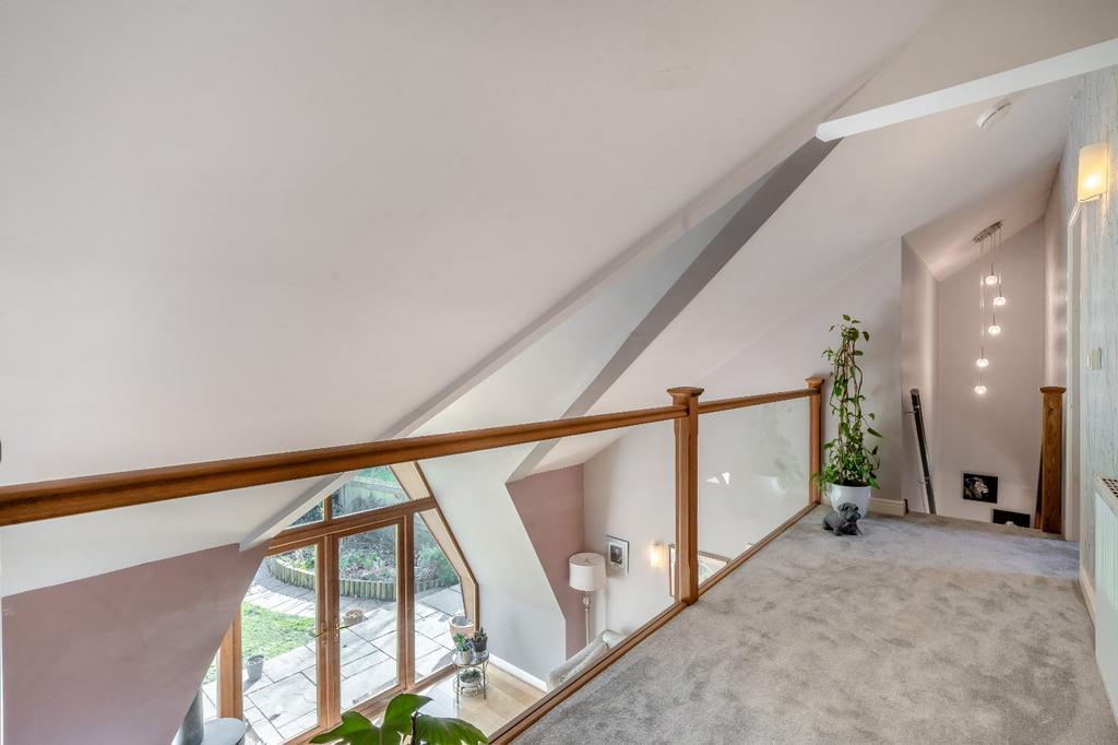 Landing Balcony