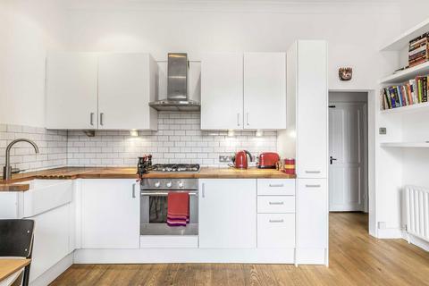 Flat 2, 96 Middleton Road, London, E8 4LN