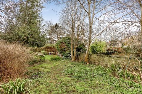 Flat 2, 96 Middleton Road, London, E8 4LN