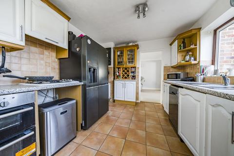 7 Downs Avenue, Chislehurst, BR7 6HG