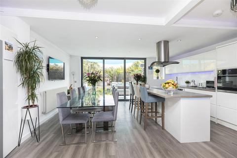 4 bedroom detached house for sale, Broadway Lane, Bournemouth BH8
