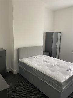 1 bedroom terraced house to rent, Hope Street, West Bromwich - Fully refurbished HMO  Bills included