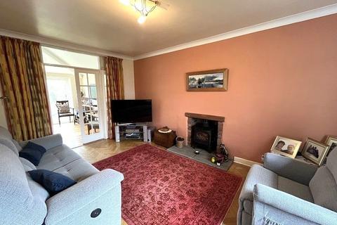 4 bedroom detached house for sale, Diana Road, Llandeilo, Carmarthenshire.