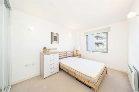 1 bedroom flat to rent, Deals Gateway, London SE13
