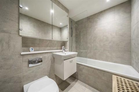 1 bedroom flat to rent, Deals Gateway, London SE13
