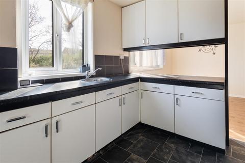 16 Hampton Road, Scunthorpe, DN16 1QJ
