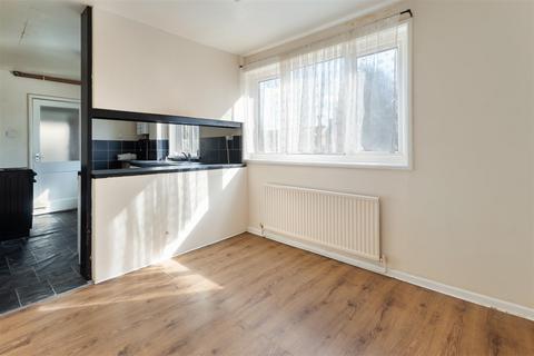 16 Hampton Road, Scunthorpe, DN16 1QJ