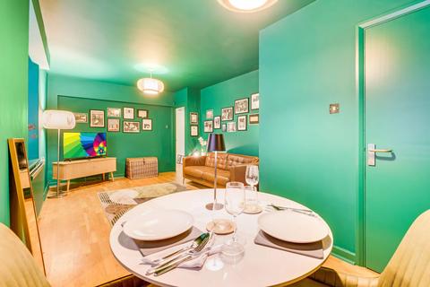 1 bedroom flat to rent, Red Lion Court, City, London, EC4A