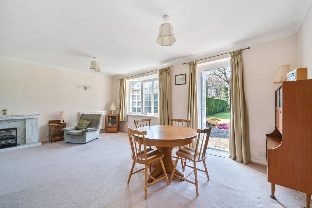 Dining/Sitting Room