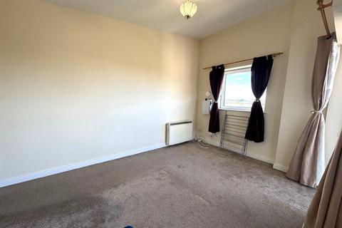 1 bedroom apartment to rent, Fishguard Way, E16
