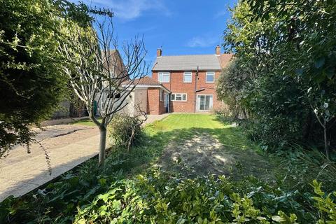 10 Normandy Avenue, Burnham-on-crouch, CM0 8JR