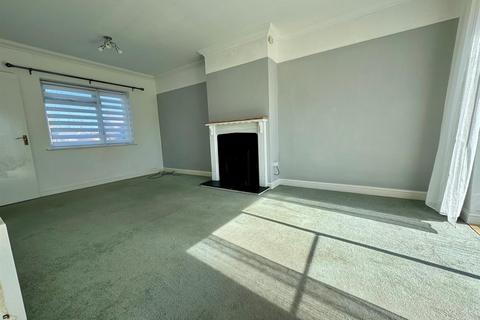10 Normandy Avenue, Burnham-on-crouch, CM0 8JR