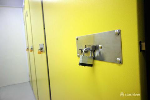 Garage to rent, Peerless Street, London EC1V