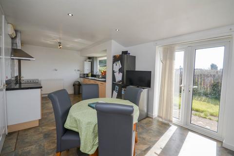 4 Burnbridge, Seaton Burn, Newcastle Upon Tyne, NE13 6DZ