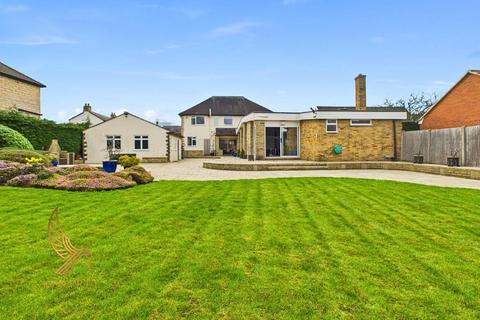 undefined, Field Lane, Wakefield WF2