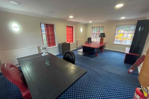 Office to rent, Unit J, Speedwell Road, Newcastle-under-Lyme, ST7 7RG