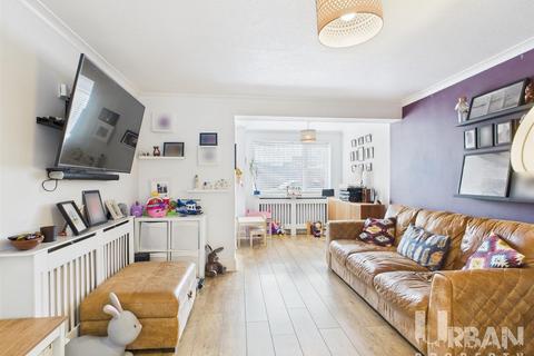 3 bedroom house for sale, Corona Drive, Hull