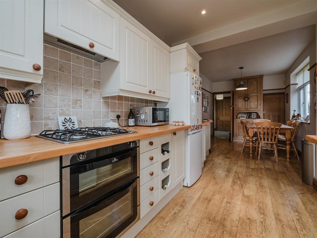 Breakfast Kitchen
