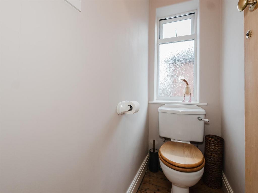 Separate WC
