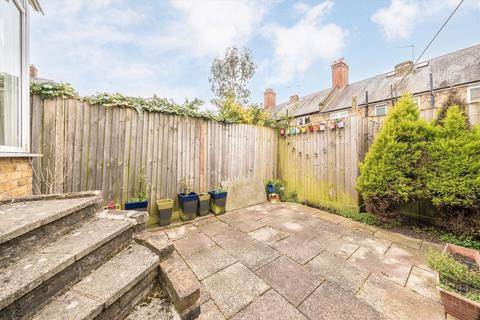 264 Derinton Road, London, SW17 8HU