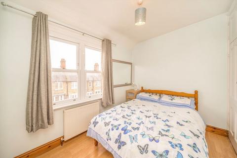 264 Derinton Road, London, SW17 8HU