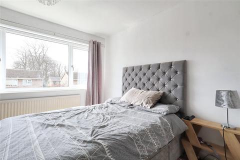 3 bedroom semi-detached house for sale, Ashdene Avenue, Crofton, Wakefield, West Yorkshire, WF4