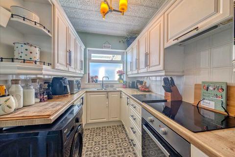 137b Connaught Avenue, Frinton-on-sea, CO13 9PS