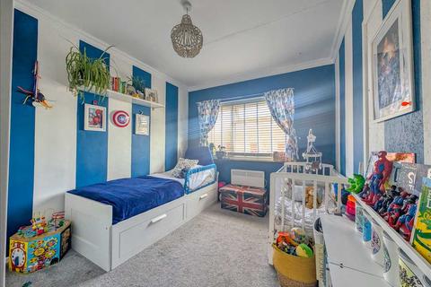 137b Connaught Avenue, Frinton-on-sea, CO13 9PS