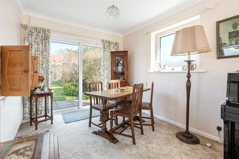 2 bedroom bungalow for sale, Jersey Road, Ferring, Worthing, West Sussex, BN12
