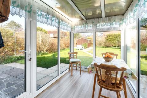 2 bedroom bungalow for sale, Jersey Road, Ferring, Worthing, West Sussex, BN12
