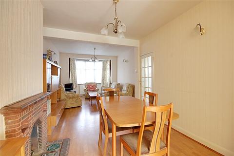 105 Albany Road, Enfield, EN3 5UD