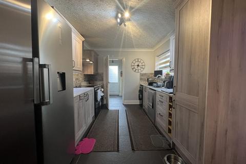 3 bedroom detached bungalow for sale, Carmel, Llannerch-Y-Medd, Anglesey, LL71