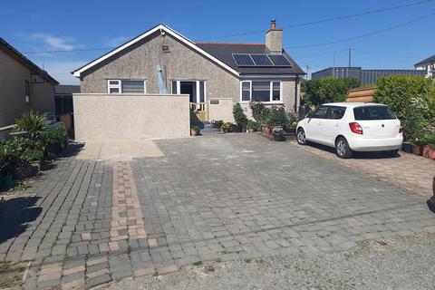 3 bedroom detached bungalow for sale, Carmel, Llannerch-Y-Medd, Anglesey, LL71