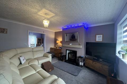 3 bedroom detached bungalow for sale, Carmel, Llannerch-Y-Medd, Anglesey, LL71