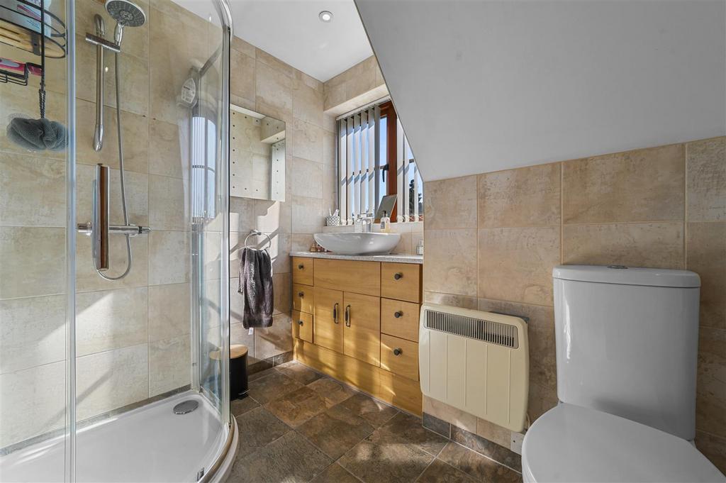 En suite shower room