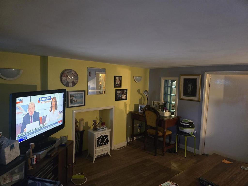 Lower Level Lounge